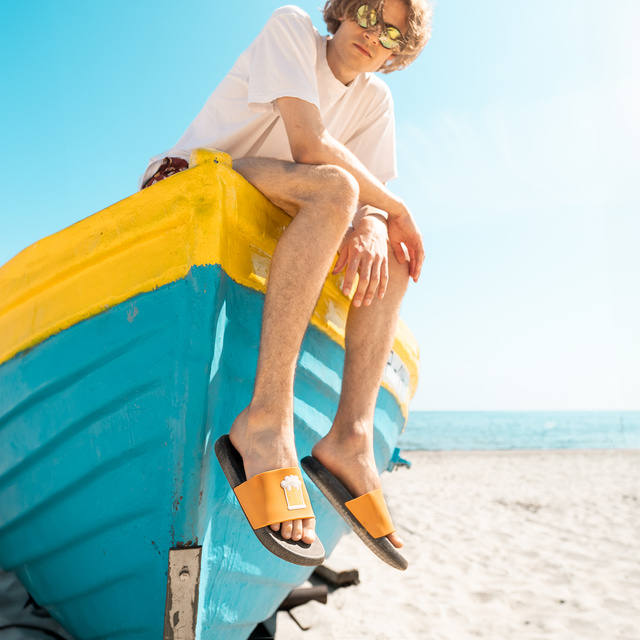 Chanclas de playa para mujer y hombre.SOXO Beer | Perfecto para unas vacaciones en la playa y una piscina | Goma