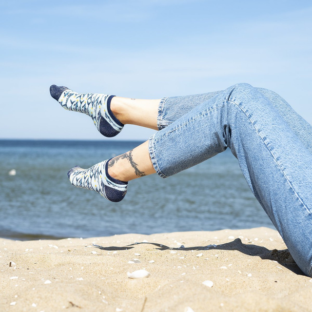 Divertidos calcetines de aceitunas en una caja SOXO GOOD STUFF para regalo