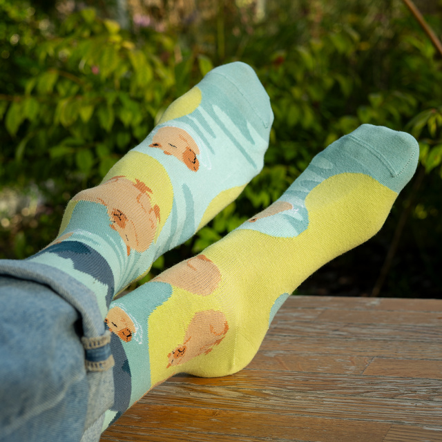 Calcetines de hombre SOXO capybara en el baño - 2