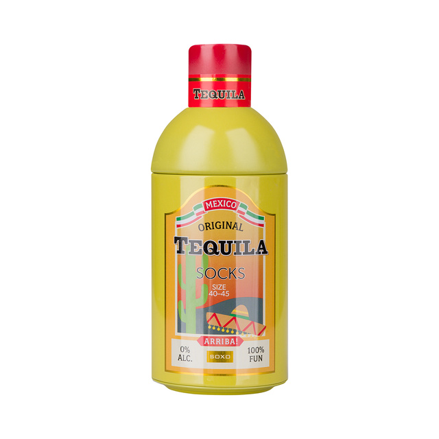 Coloridos calcetines de tequila SOXO GOOD STUFF en una botella