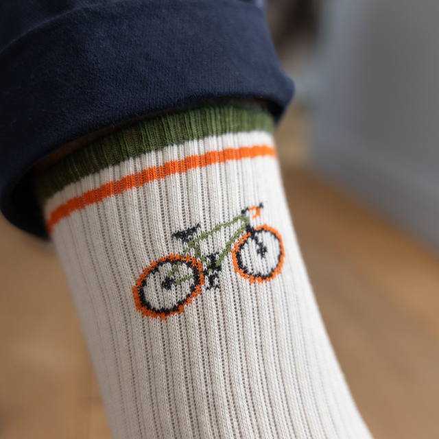 Set de Regalo Calcetines Bici + Taza Térmica