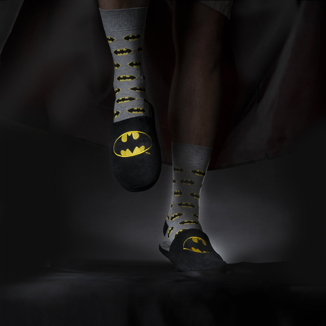Set de 1x calcetines de colores SOXO Batman para hombre y 1x zapatillas Batman para hombre