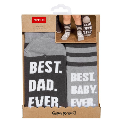 Un conjunto de calcetines para papá e hijo SOXO