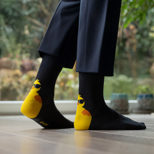 Calcetines de Pollo en un envase estilo tarjeta de felicitación