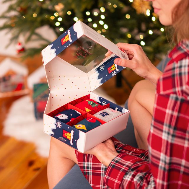 Juego de 4 calcetines de mujer Soxo | Casa de Navidad | regalo para ella | Navidad | coloridos calcetines alegres