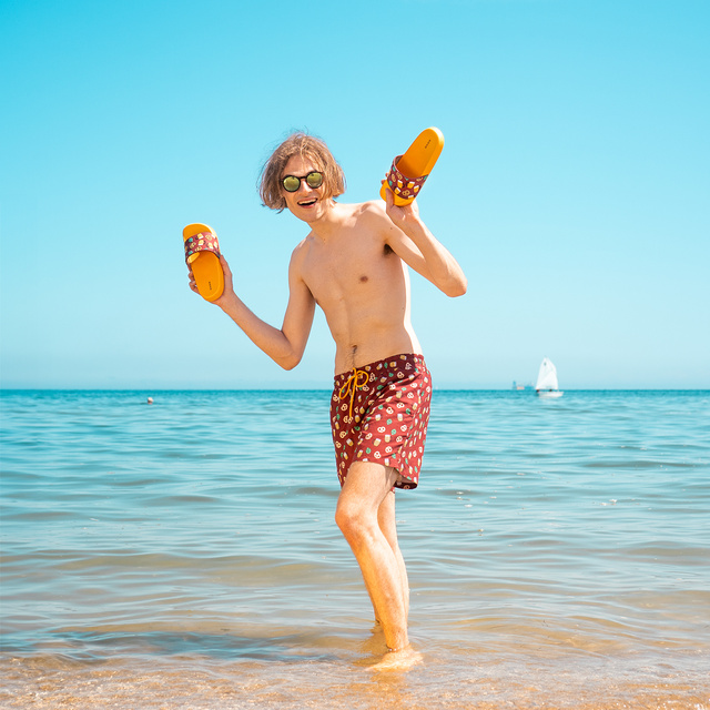 Chanclas de playa para mujer y hombre.SOXO Cerveza | Perfecto para unas vacaciones en la playa y una piscina | Goma