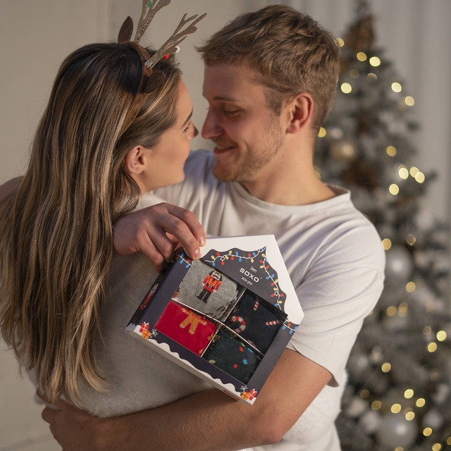 Set 4x Calcetines coloridos para hombre SOXO GOOD STUFF Calcetines de algodón de regalo de feliz Navidad