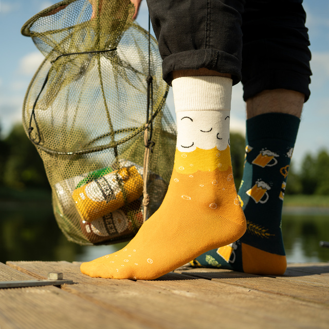 Calcetines coloridos SOXO GOOD STUFF para hombre, divertida cerveza de trigo clásica en una lata para regalo