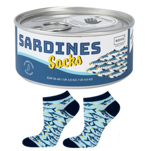 Divertidos calcetines de aceitunas en una caja SOXO GOOD STUFF para regalo