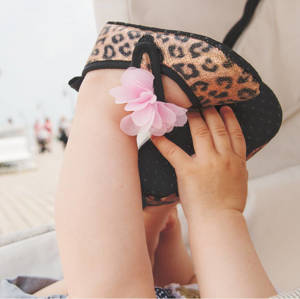 Zapatillas bailarinas bebé SOXO con estampado de leopardo